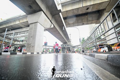 Race photo from Smartfren Run 2024