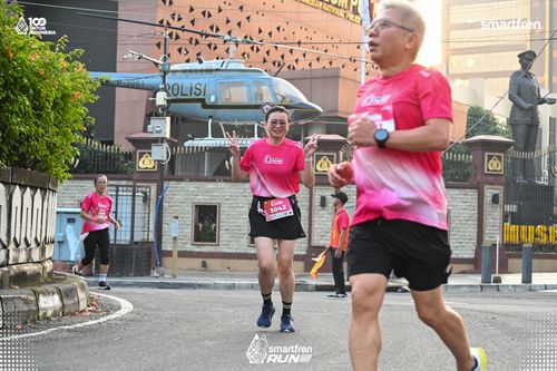 Race photo from Smartfren Run 2025 