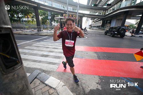 Race photo from Nu Skin Run 10K