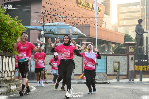 Race photo from Smartfren Run 2025 