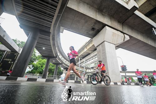 Race photo from Smartfren Run 2024