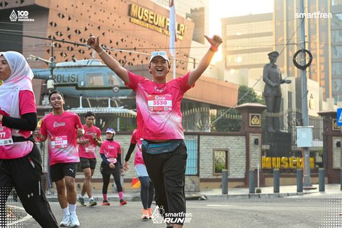 Race photo from Smartfren Run 2025 
