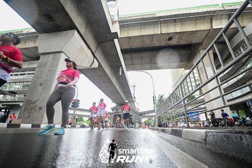 Race photo from Smartfren Run 2024