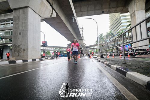 Race photo from Smartfren Run 2024