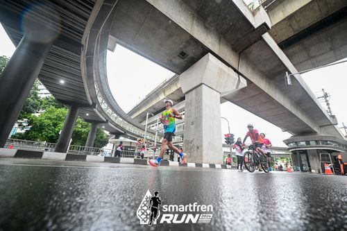 Race photo from Smartfren Run 2024