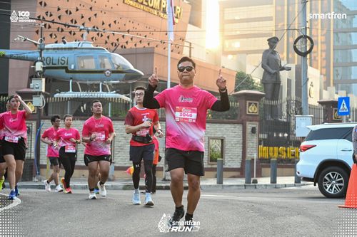 Race photo from Smartfren Run 2025 