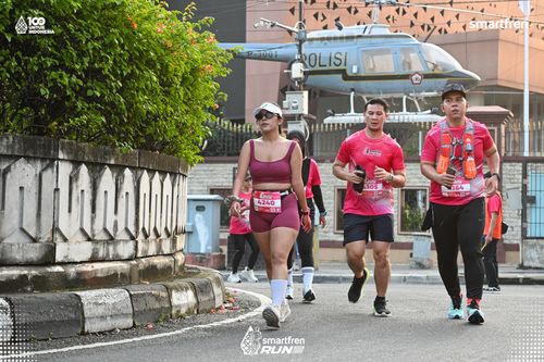 Race photo from Smartfren Run 2025 