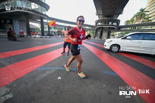 Race photo from Nu Skin Run 10K