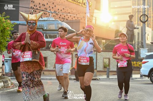 Race photo from Smartfren Run 2025 