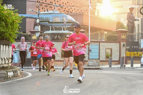 Race photo from Smartfren Run 2025 