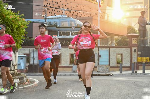 Race photo from Smartfren Run 2025 