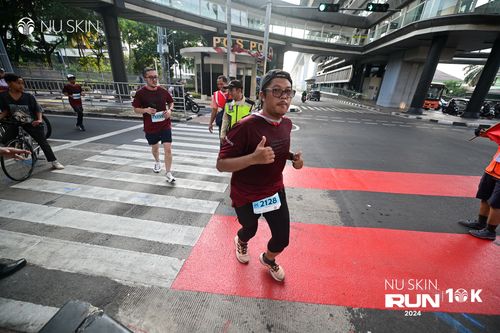Race photo from Nu Skin Run 10K
