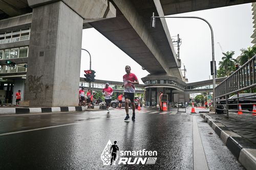 Race photo from Smartfren Run 2024