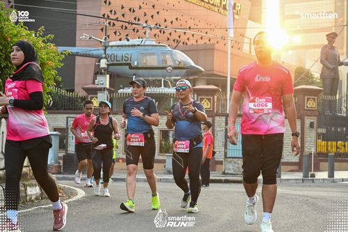 Race photo from Smartfren Run 2025 