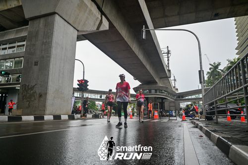 Race photo from Smartfren Run 2024