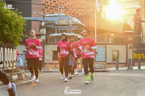 Race photo from Smartfren Run 2025 