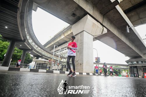 Race photo from Smartfren Run 2024