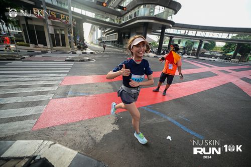 Race photo from Nu Skin Run 10K