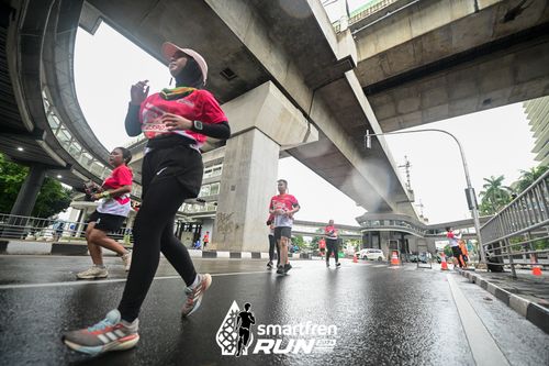 Race photo from Smartfren Run 2024
