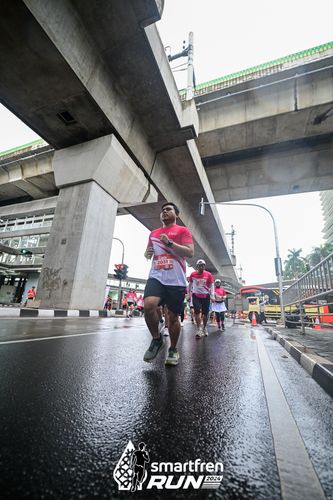 Race photo from Smartfren Run 2024