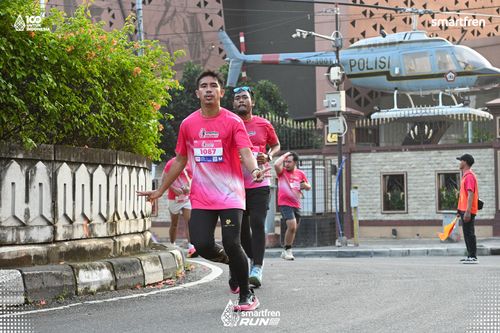 Race photo from Smartfren Run 2025 