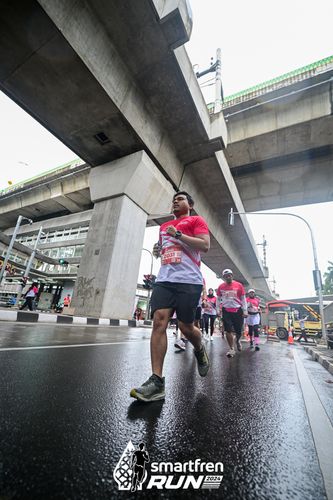 Race photo from Smartfren Run 2024