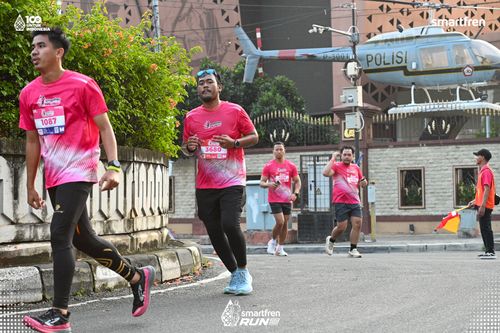Race photo from Smartfren Run 2025 