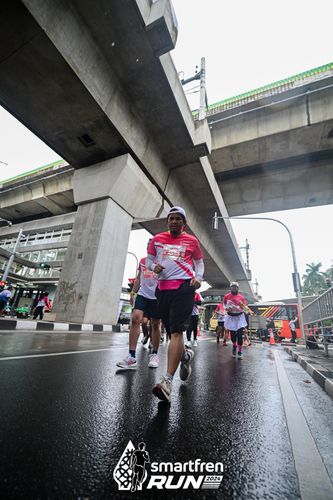 Race photo from Smartfren Run 2024