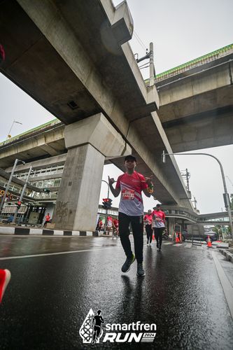 Race photo from Smartfren Run 2024