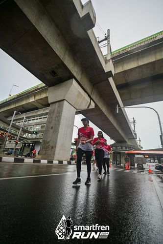 Race photo from Smartfren Run 2024