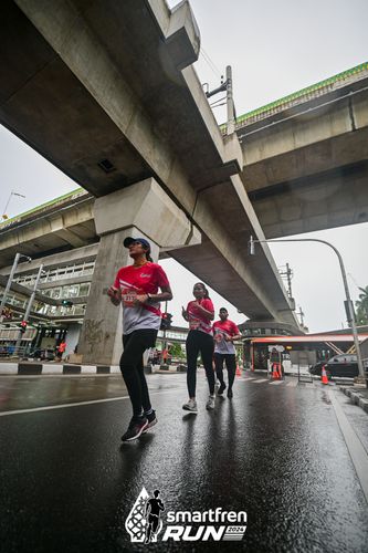 Race photo from Smartfren Run 2024