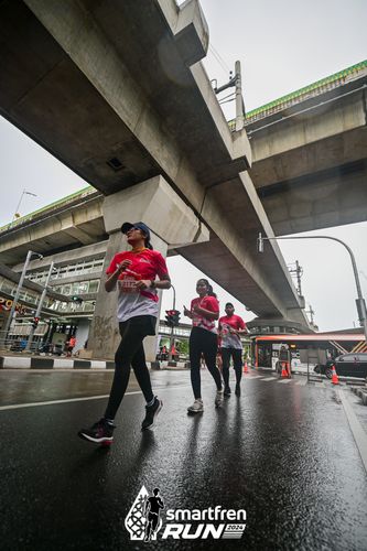 Race photo from Smartfren Run 2024