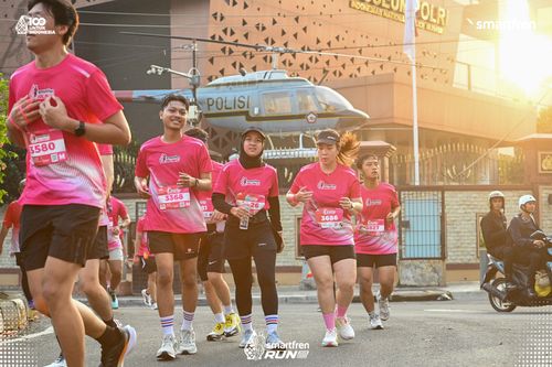 Race photo from Smartfren Run 2025 
