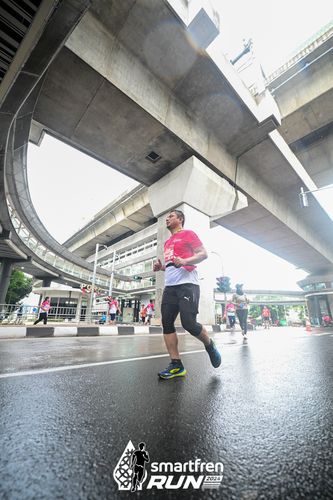 Race photo from Smartfren Run 2024