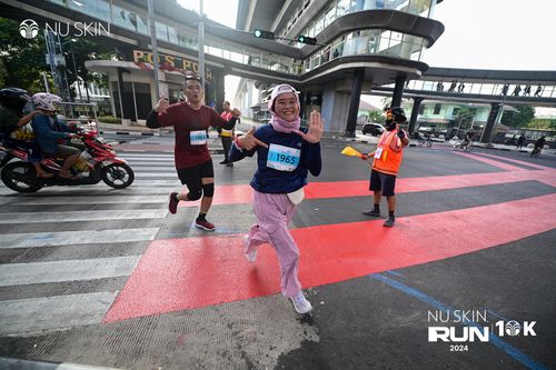 Race photo from Nu Skin Run 10K