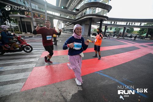 Race photo from Nu Skin Run 10K