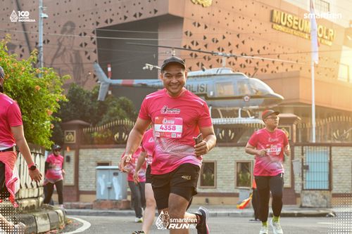 Race photo from Smartfren Run 2025 