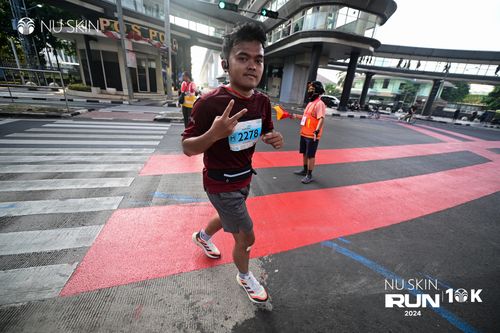 Race photo from Nu Skin Run 10K