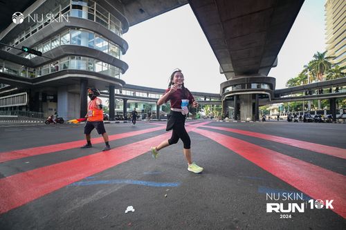 Race photo from Nu Skin Run 10K