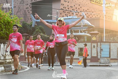 Race photo from Smartfren Run 2025 