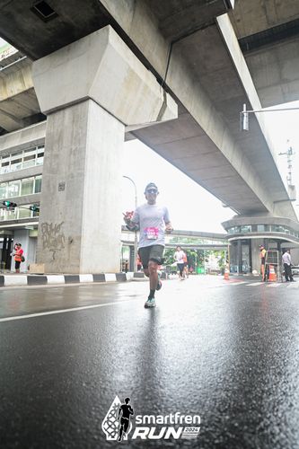 Race photo from Smartfren Run 2024