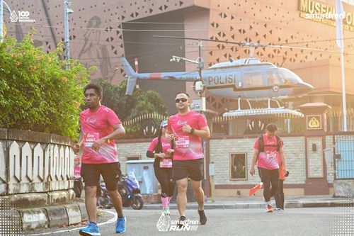 Race photo from Smartfren Run 2025 