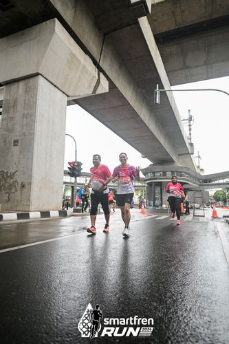 Race photo from Smartfren Run 2024