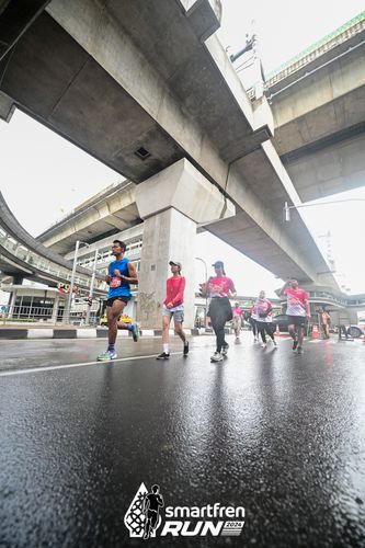 Race photo from Smartfren Run 2024
