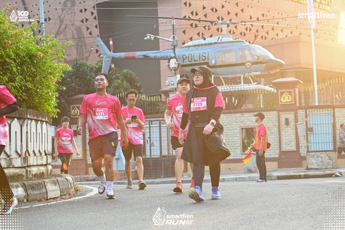 Race photo from Smartfren Run 2025 