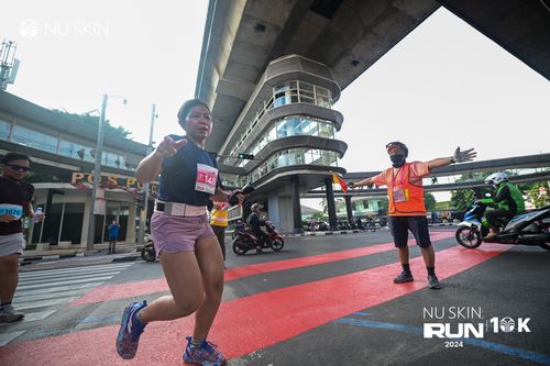 Race photo from Nu Skin Run 10K