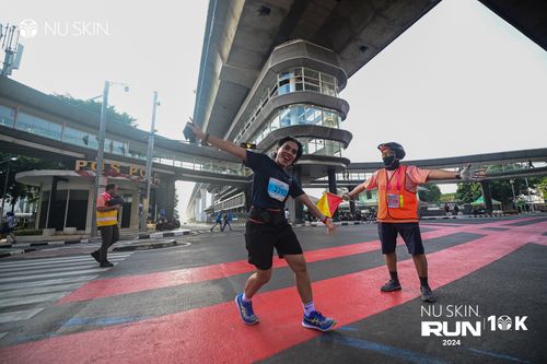 Race photo from Nu Skin Run 10K