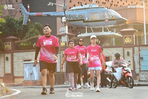 Race photo from Smartfren Run 2025 