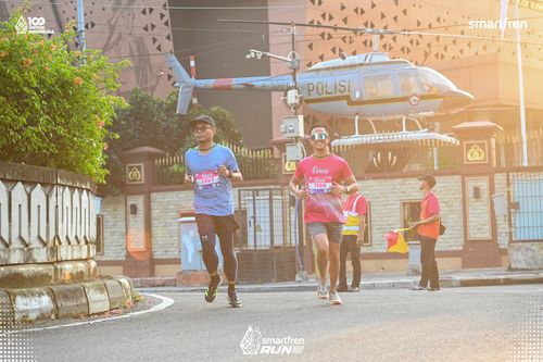Race photo from Smartfren Run 2025 