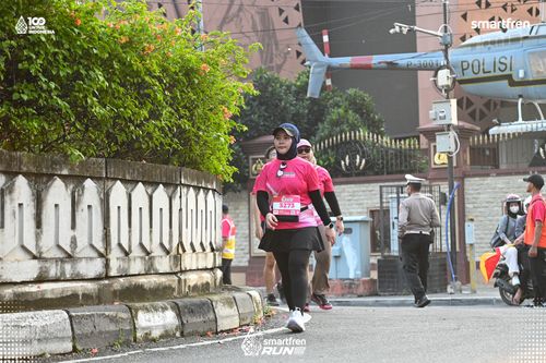 Race photo from Smartfren Run 2025 